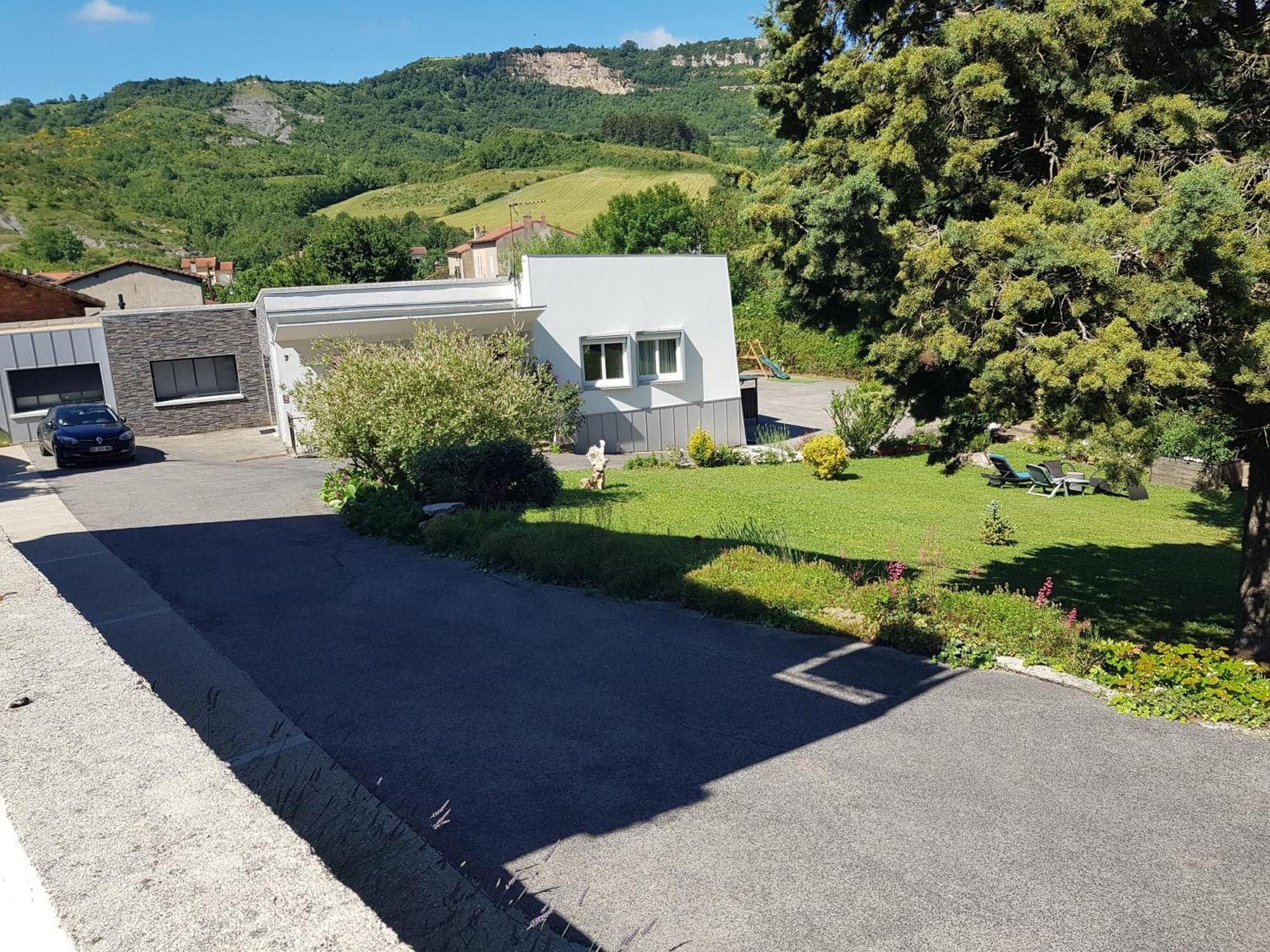 Gite Aux Tourterelles Tournemire  Kültér fotó